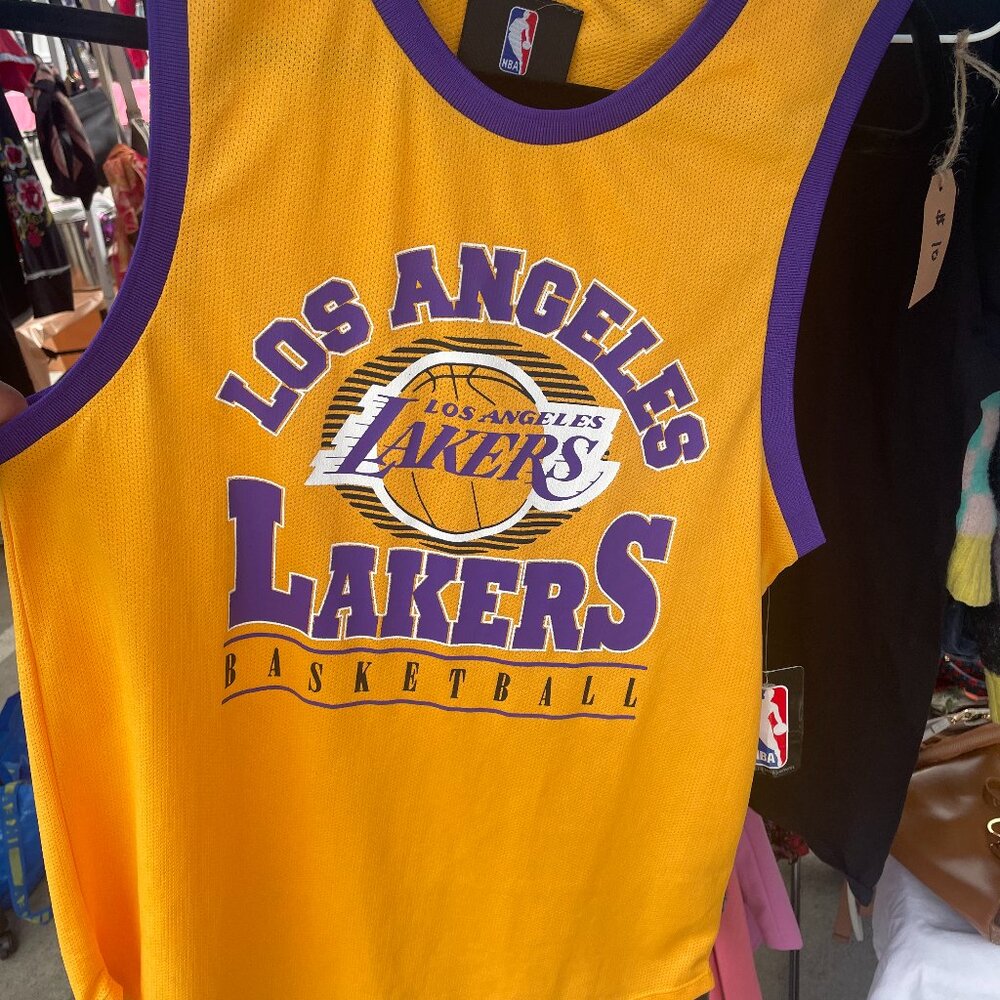 Lakers Jersey NWT